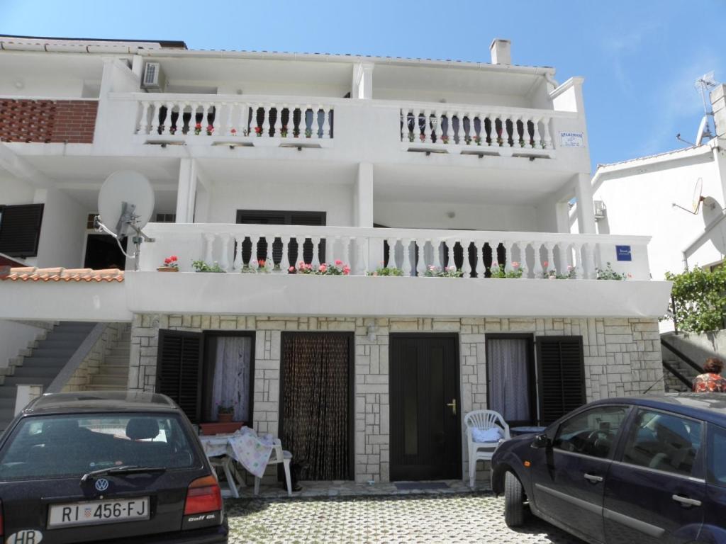 Apartments Milan In Baska Exterior foto