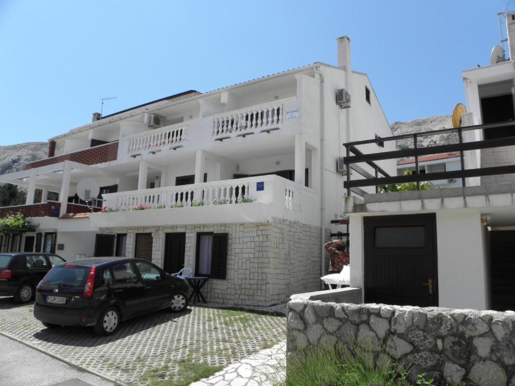 Apartments Milan In Baska Exterior foto