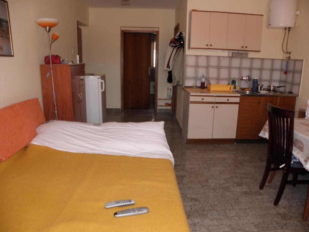 Apartments Milan In Baska Exterior foto
