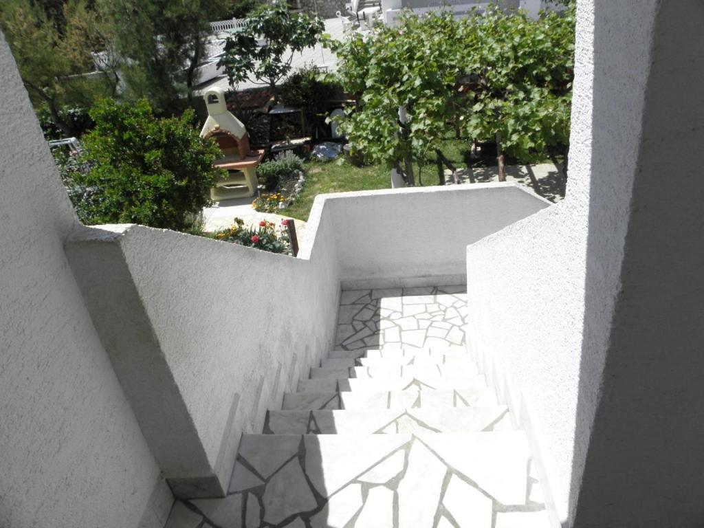 Apartments Milan In Baska Exterior foto